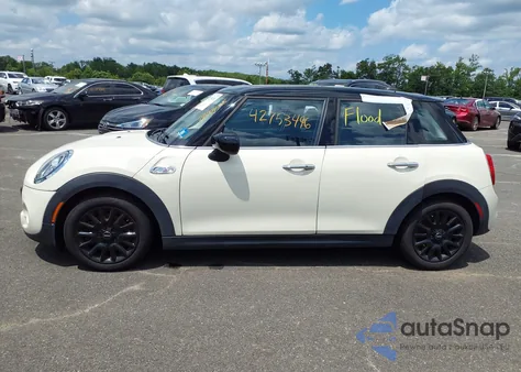 2020 Mini Hardtop Cooper S из США, поврежденный, VIN WMWXU9C04L2M54518